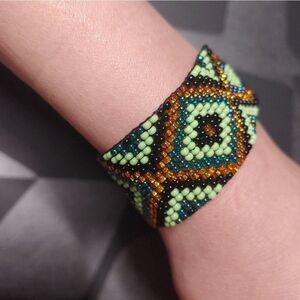 Vintage 90s Beaded Bracelet